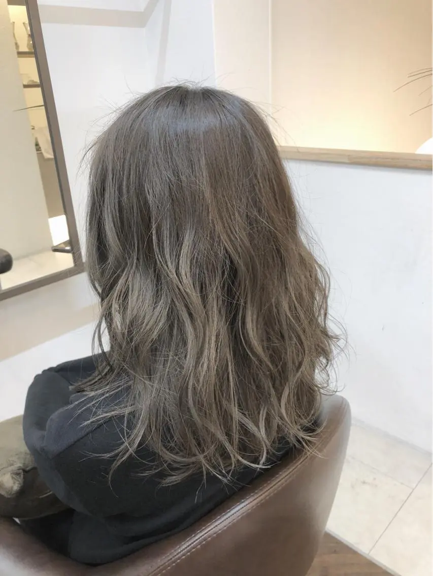 セミロング YOFAhair芦屋 峰★カラーリストのヘアスタイル