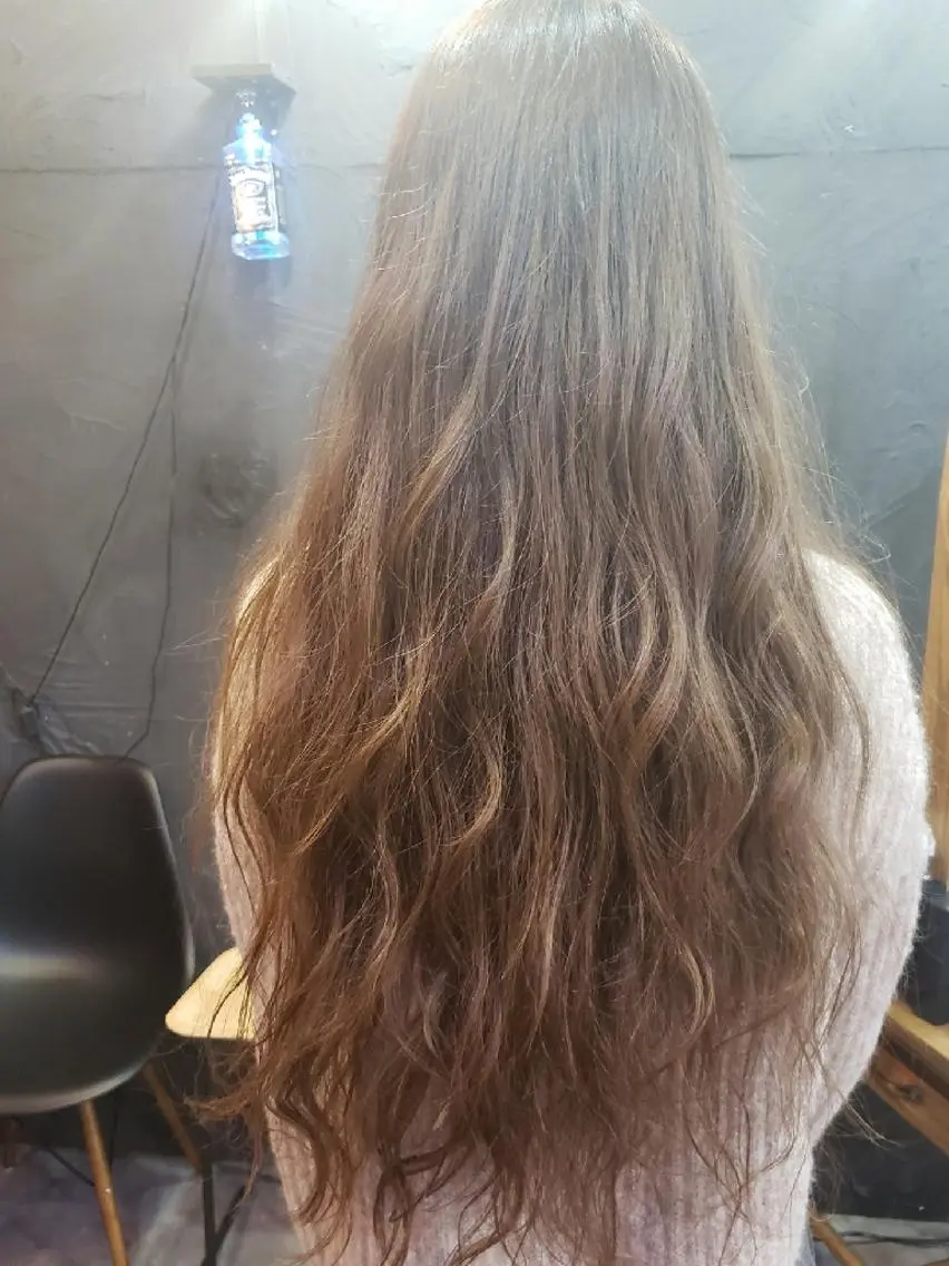 ロング カラー パーマ カット ヘアカラー パーマ トリートメント 柴田 えいじのヘアスタイル