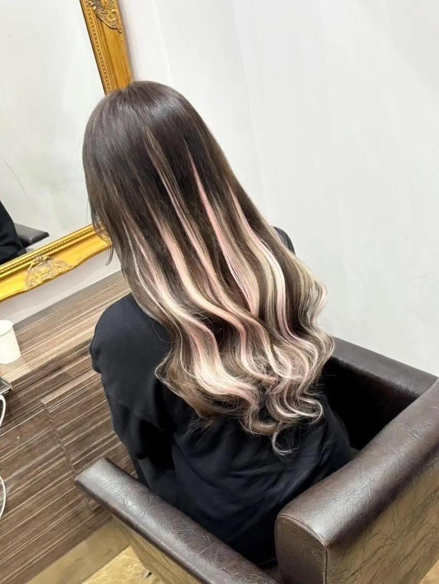 ロング カラー ヘアアレンジ シールエクステ バレイヤージュ ブリーチ ケアブリーチ ダブルカラー LIP 大阪本店 エクステ MISAのヘアスタイル