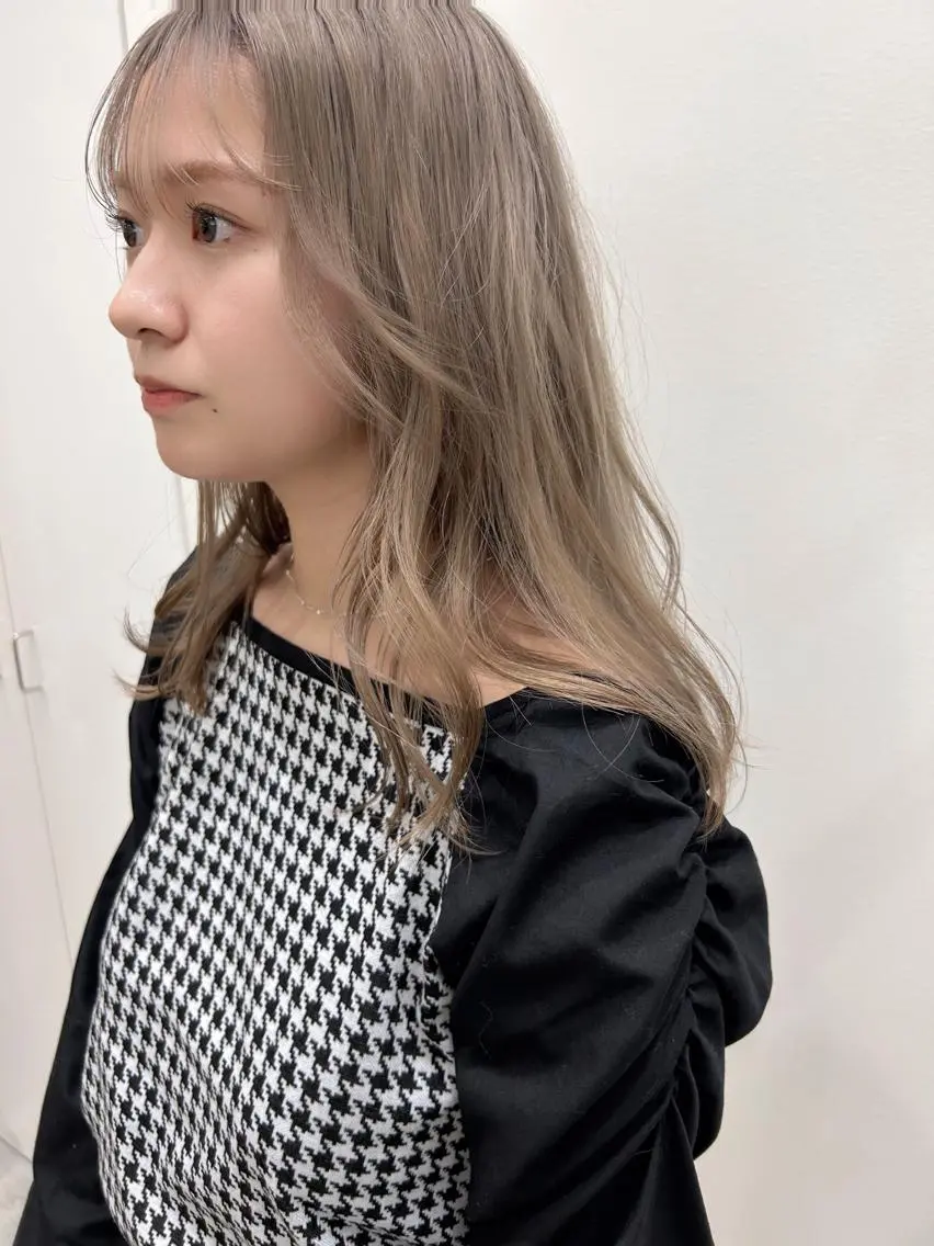 ロング カラー 💛🤍U too e’s /店長🧸のヘアスタイル