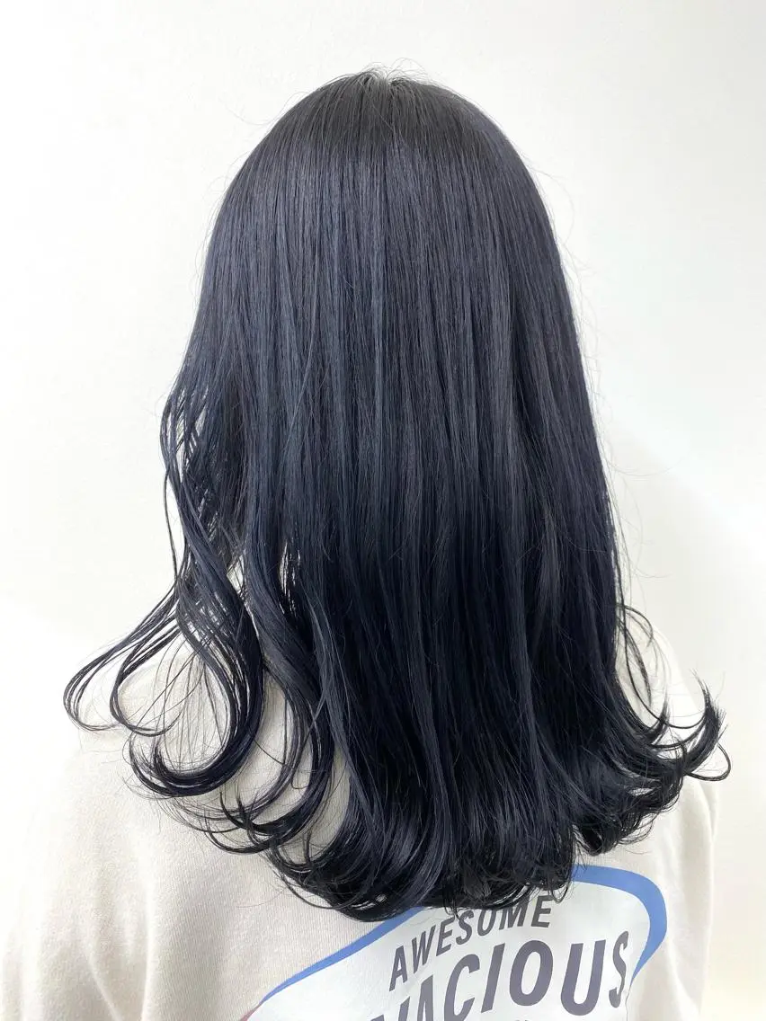 セミロング カット ヘアカラー パーマ 縮毛矯正 トリートメント ヘアセット kai .のヘアスタイル