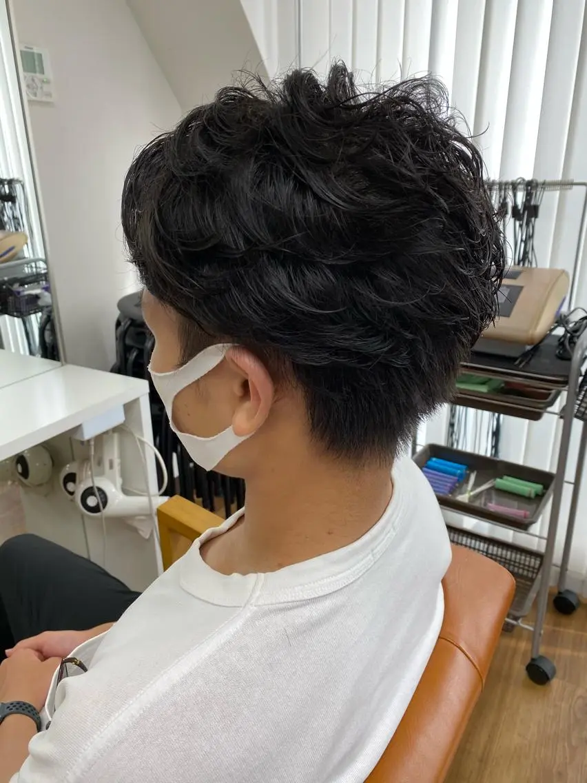 パーマ メンズ フェードカット メンズハイライト メンズハイトーン マッシュ メンズパーマ GAKU/仙台/ メンズ/ブリーチのヘアスタイル
