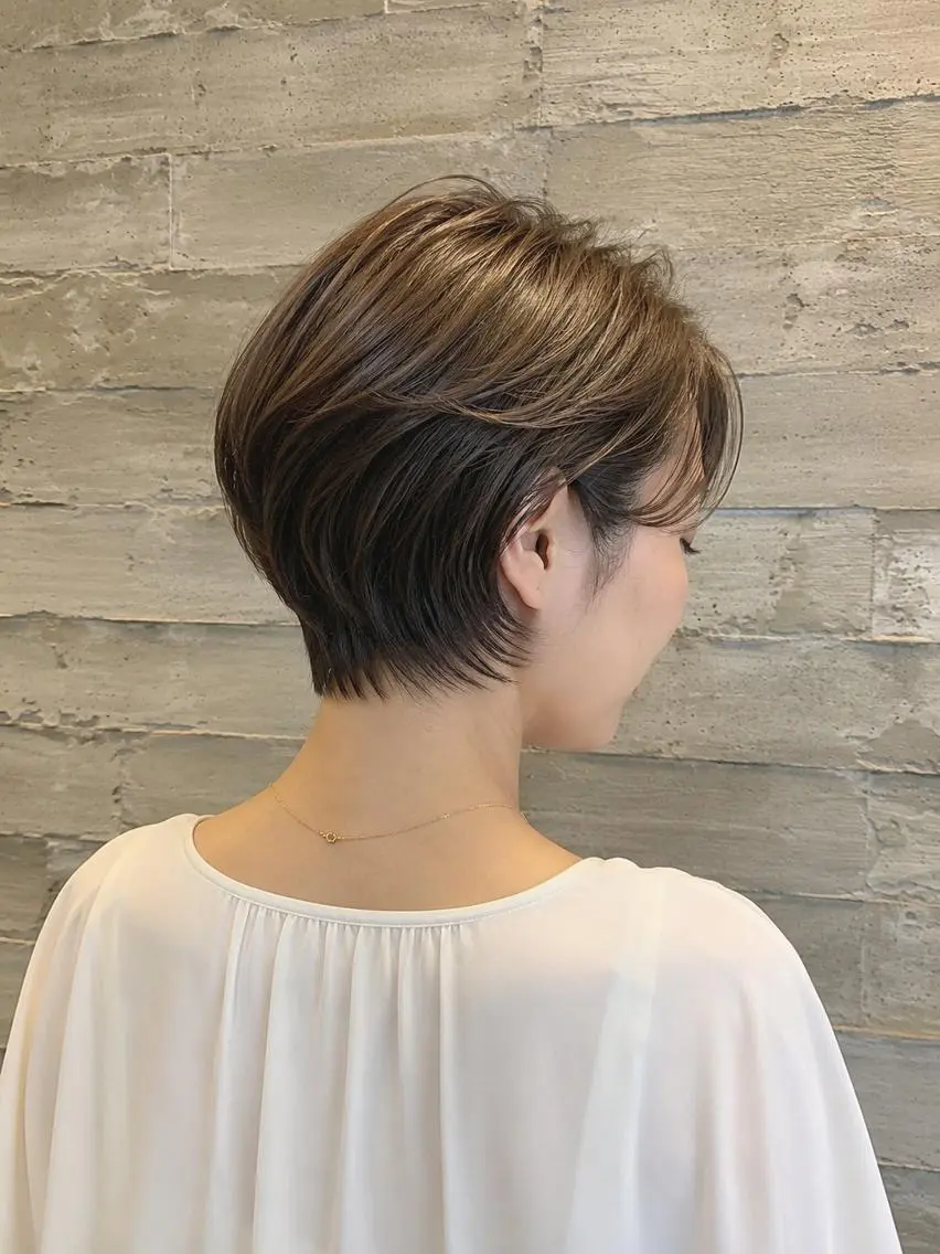 ショート 丸みショート ハイライト ショートヘア カット ショートカット │ 白髪ぼかし│ゆうまのヘアスタイル