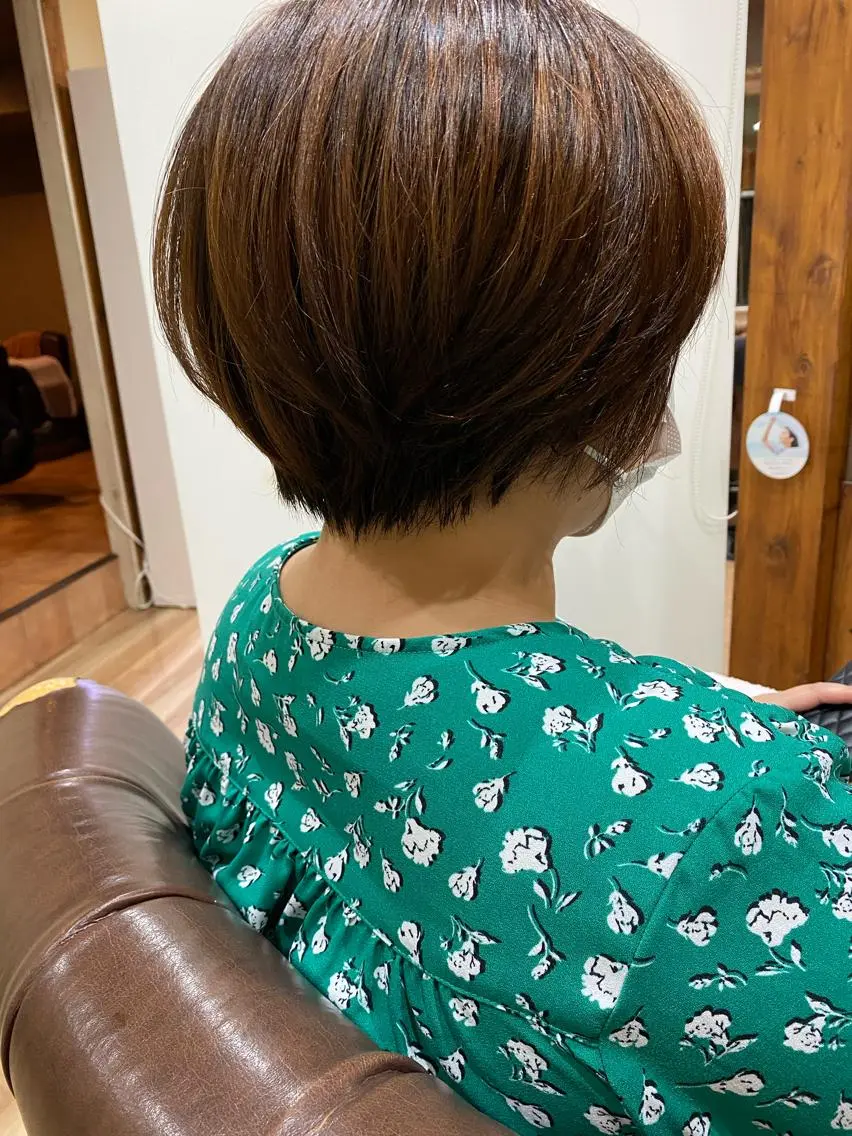 ショート 東田 恋のヘアスタイル