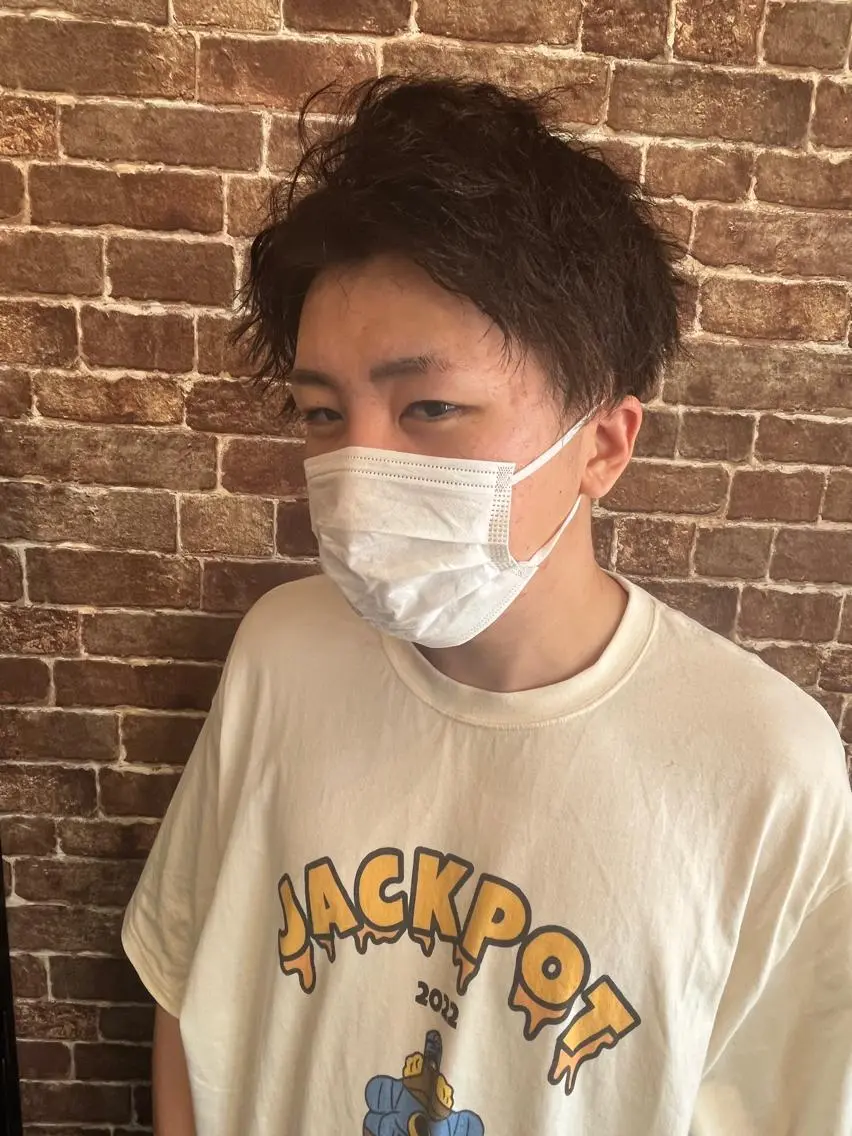 ショート メンズ アイブロウ メンズパーマ ケアカラー ピンクブラウン 眉カラー メンズアイブロウ 久木原 ゆりのヘアスタイル