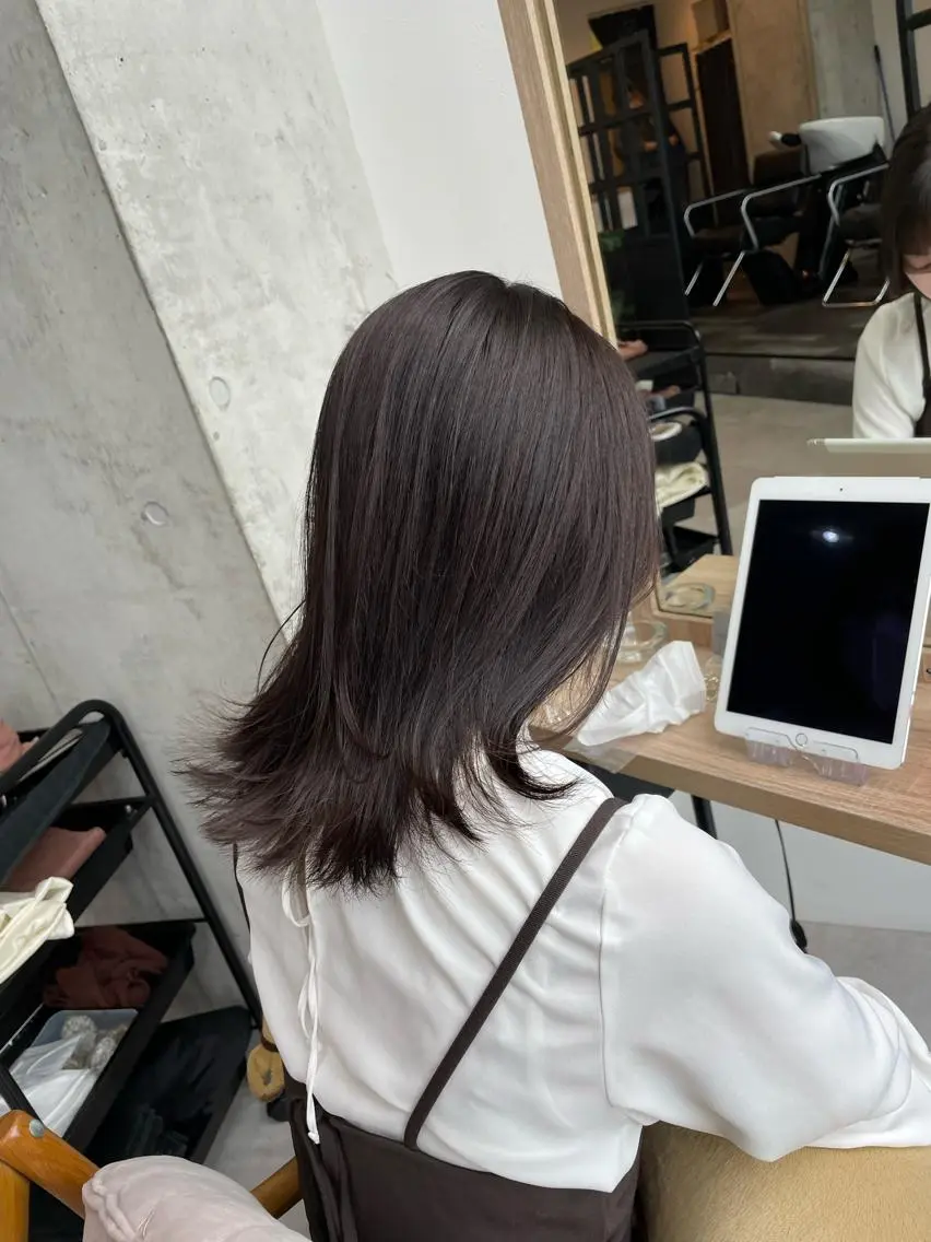 ミディアム カラー グレージュ レイヤーカット カット ヘアカラー トリートメント ✨透明感カラー/縮毛 恵比寿HAYATO✨のヘアスタイル