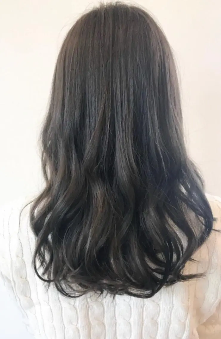ロング ハイライト 髪質改善 レイヤーカット 縮毛矯正 💎KINUJO が買える美容室のヘアスタイル