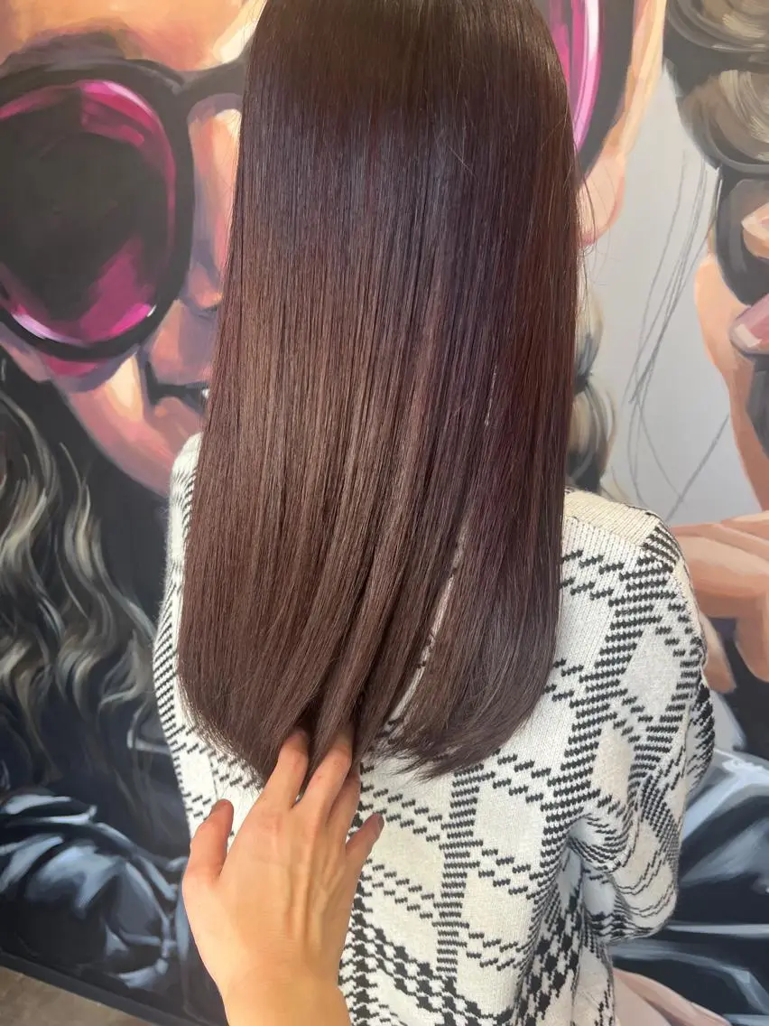 ミディアム カラー パーマ ヘアアレンジ メンズ キッズ ネイル マツエク・マツパ アイブロウ メンズブリーチ メンズハイライト メンズインナーカラー メンズ韓国風 ブリーチ カット ヘアカラー ヘアセット 久木原 ゆりのヘアスタイル