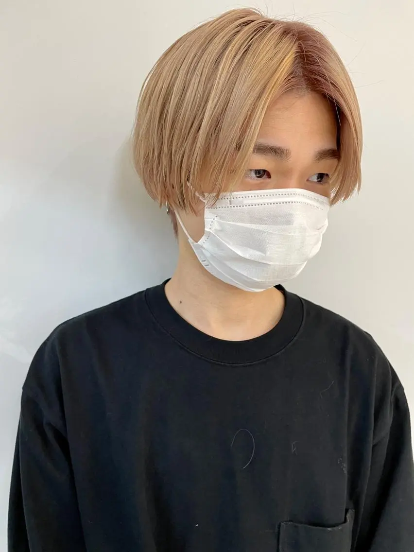 ショート カラー メンズ メンズブリーチ ブリーチ ブロンド パーマウルフショート 濱田匠のヘアスタイル