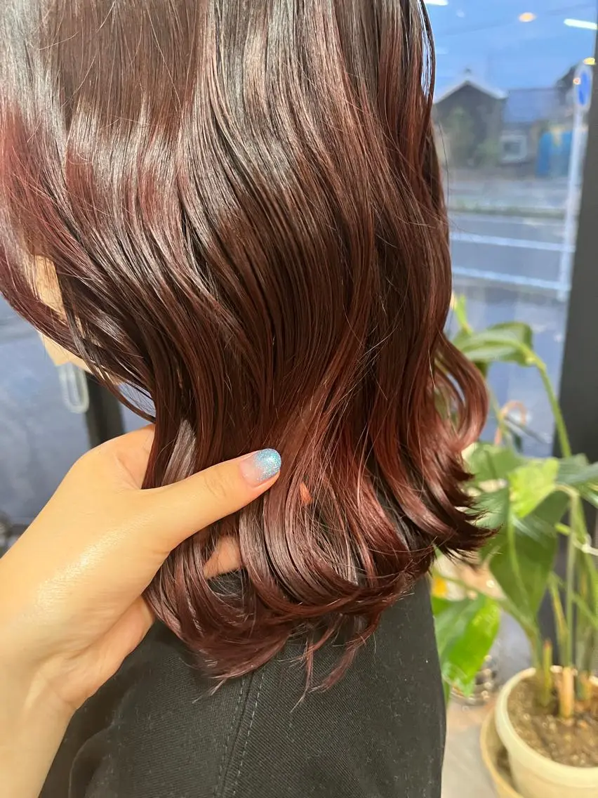 ミディアム alu yuinaのヘアスタイル