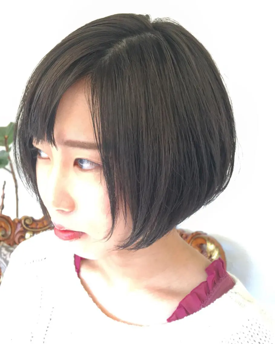 ショート カラー パーマ ヘアアレンジ ショートボブ ダークグレー ボブ ショートヘア エグチ アキラのヘアスタイル