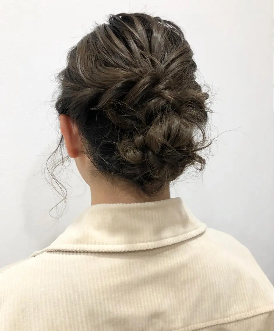 ヘアアレンジ 脱白髪染め美容師 竹内涼乃のヘアスタイル