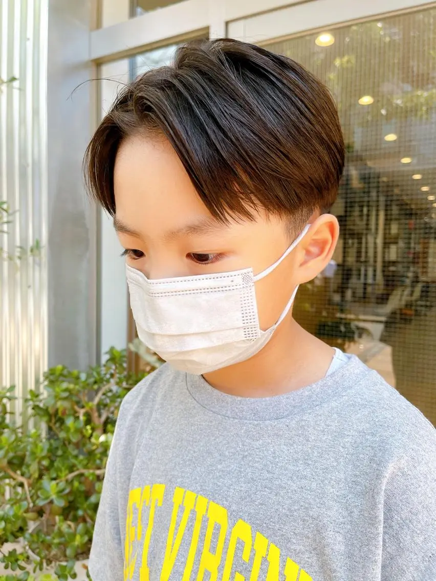 ショート パーマ メンズ センターパート カット パーマ メンズパーマ タカキリョウのヘアスタイル