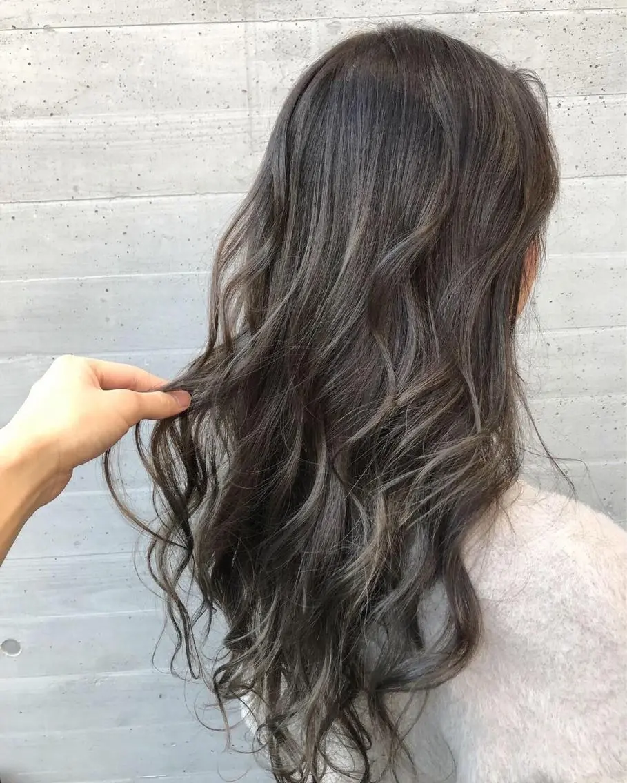 ロング カラー ヘアアレンジ 【公式】amble luxe池袋東口🩷のヘアスタイル