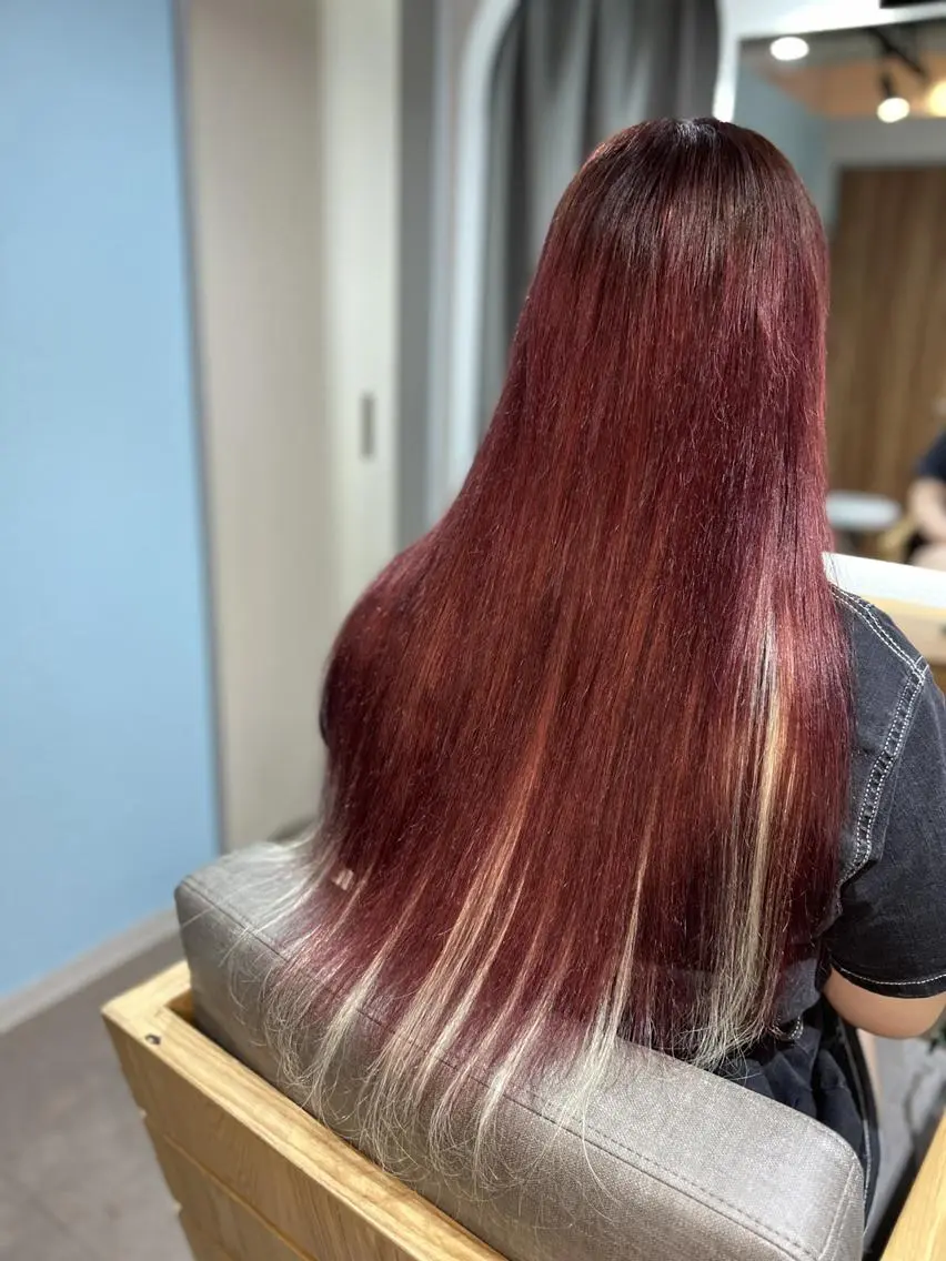 ロング メンズ ヘアアレンジ パーマ カラー 🫧m🍭ハイトーン /エクステ美容師🧸のヘアスタイル