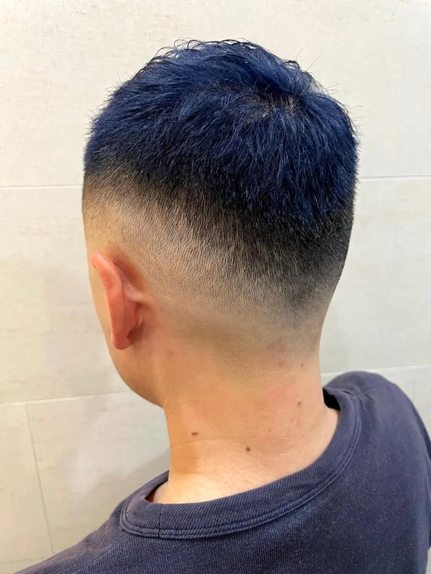 ショート メンズ フェードカット モヒカン スキンフェード ソフトモヒカン メンズカット特化💈 遠山泰輝のヘアスタイル