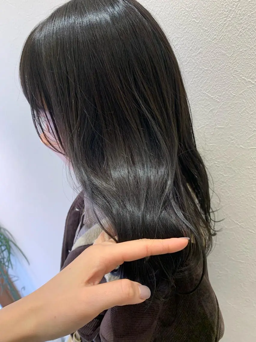 セミロング カラー hubhair レイヤー/透明感のヘアスタイル