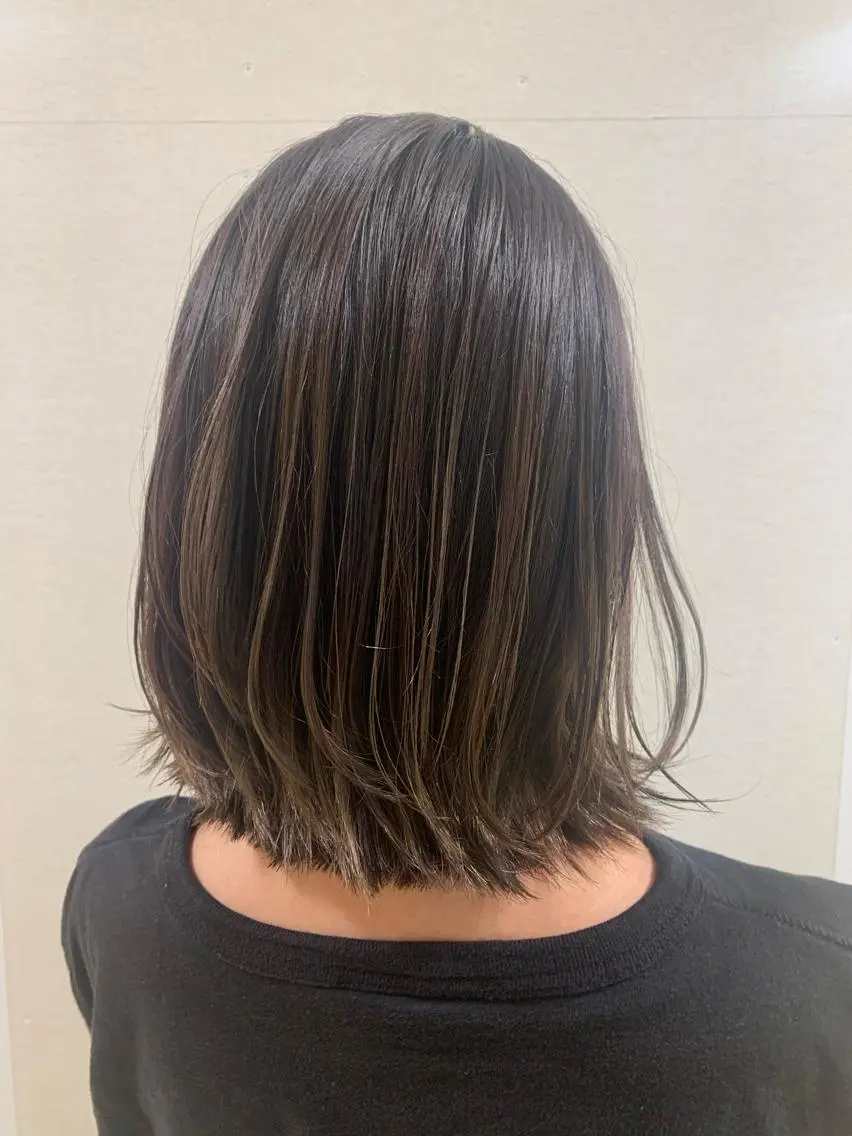 ミディアム カラー 高橋友里亜 /フリーランスのヘアスタイル