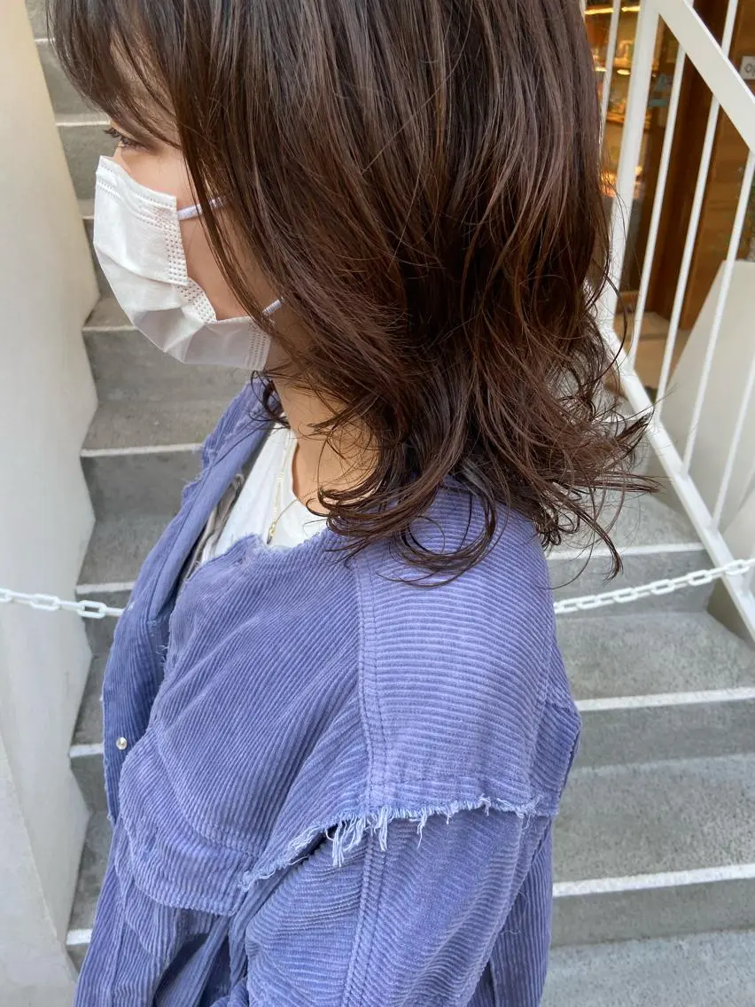 ミディアム カラー ヘアアレンジ satsuki 暖色・ブラウンカラーのヘアスタイル