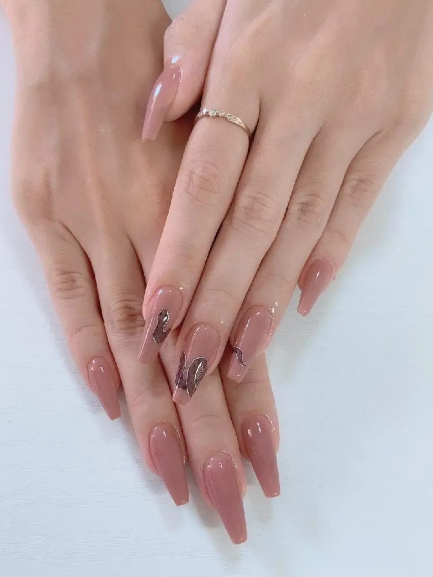 ネイル スカルプネイル ･:*+.✳︎˚✧₊ MAKI NAILのネイルデザイン