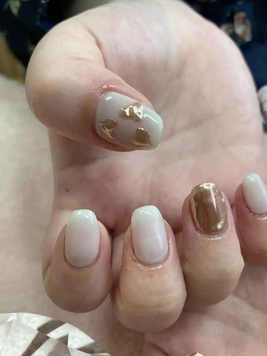 ネイル ハート ミラーネイル chii nailのネイルデザイン