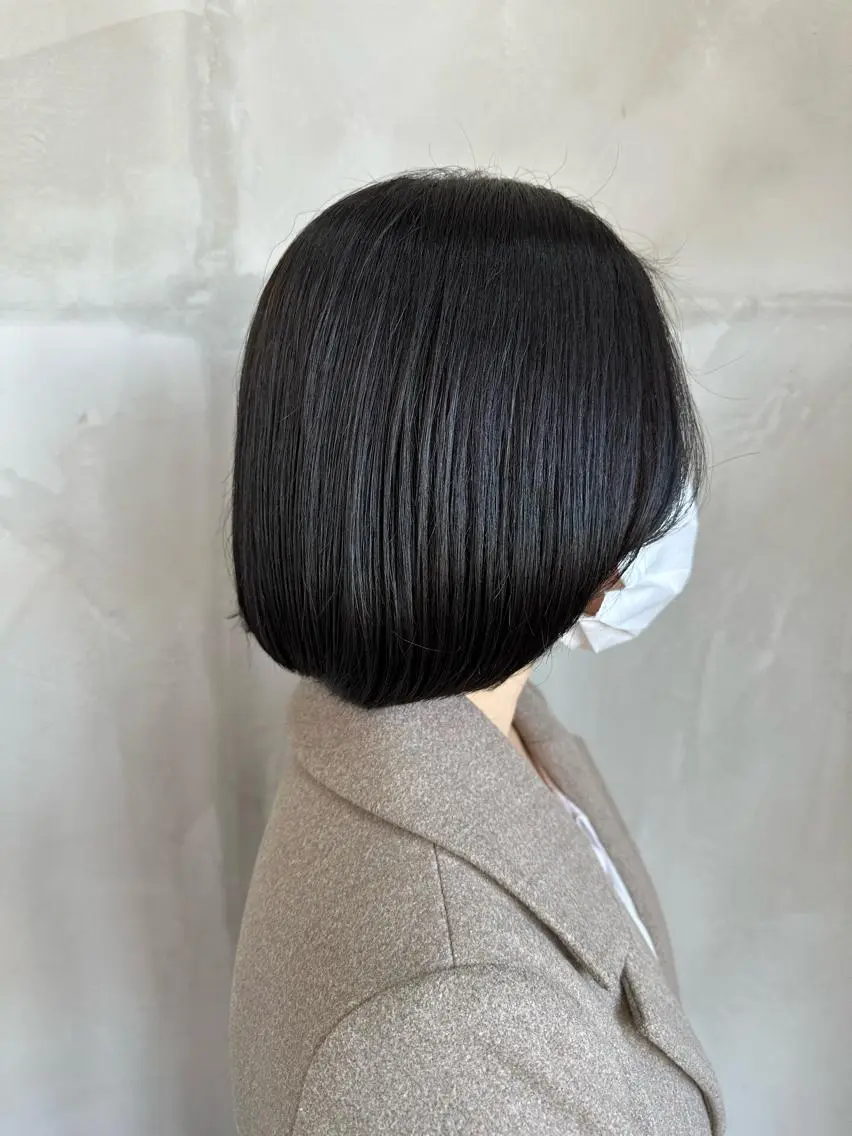 ショート カット 益 佑夏のヘアスタイル