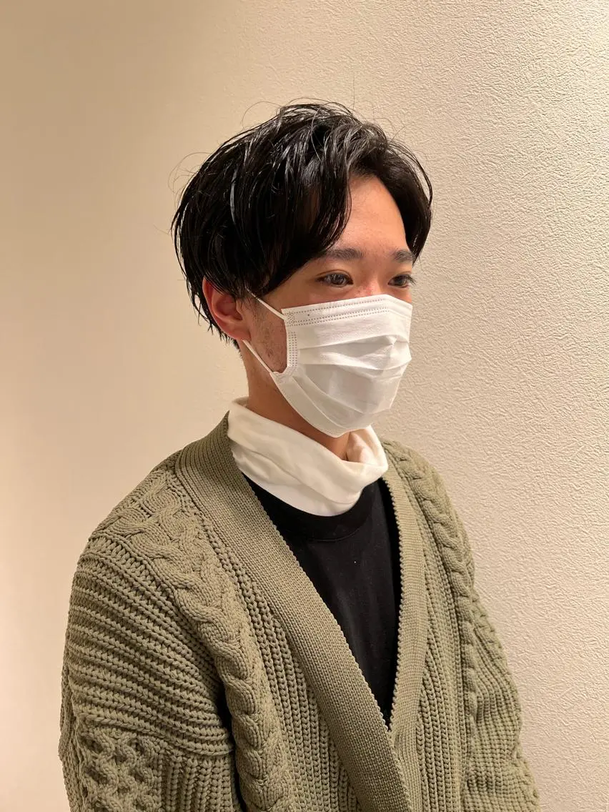 ショート メンズ スパイキーショート パーマ　具志堅　太志のヘアスタイル