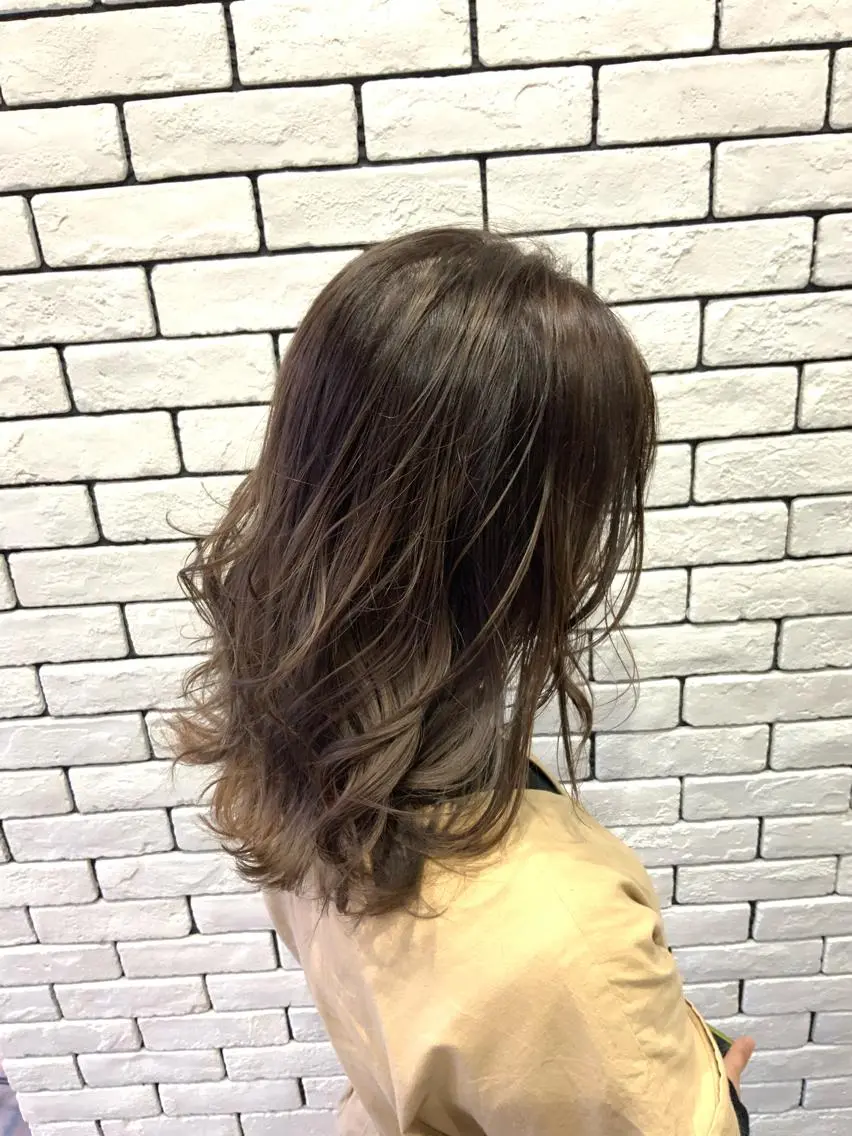 セミロング ヘアカラー 🍀favori🍀 kanekoのヘアスタイル