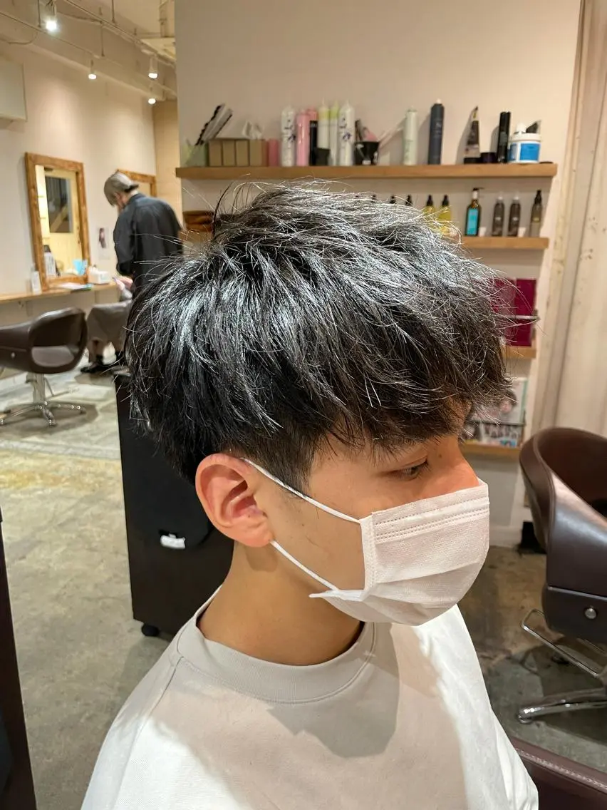 メンズ マッシュ 刈り上げ 優真/難波で 1番パーマが上手いのヘアスタイル