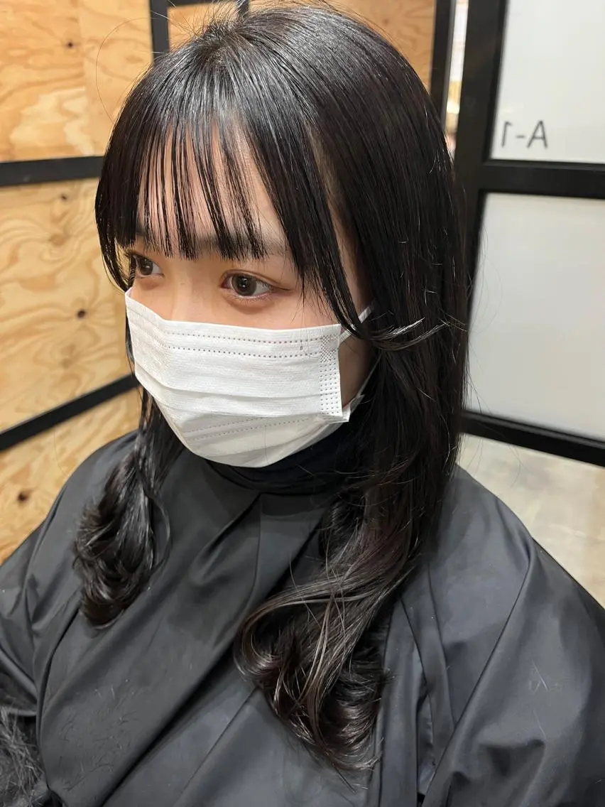 セミロング カラー パーマ ヘアアレンジ メンズ キッズ ネイル マツエク・マツパ アイブロウ メンズブリーチ メンズハイライト メンズインナーカラー メンズ韓国風 ブリーチ 久木原 ゆりのヘアスタイル