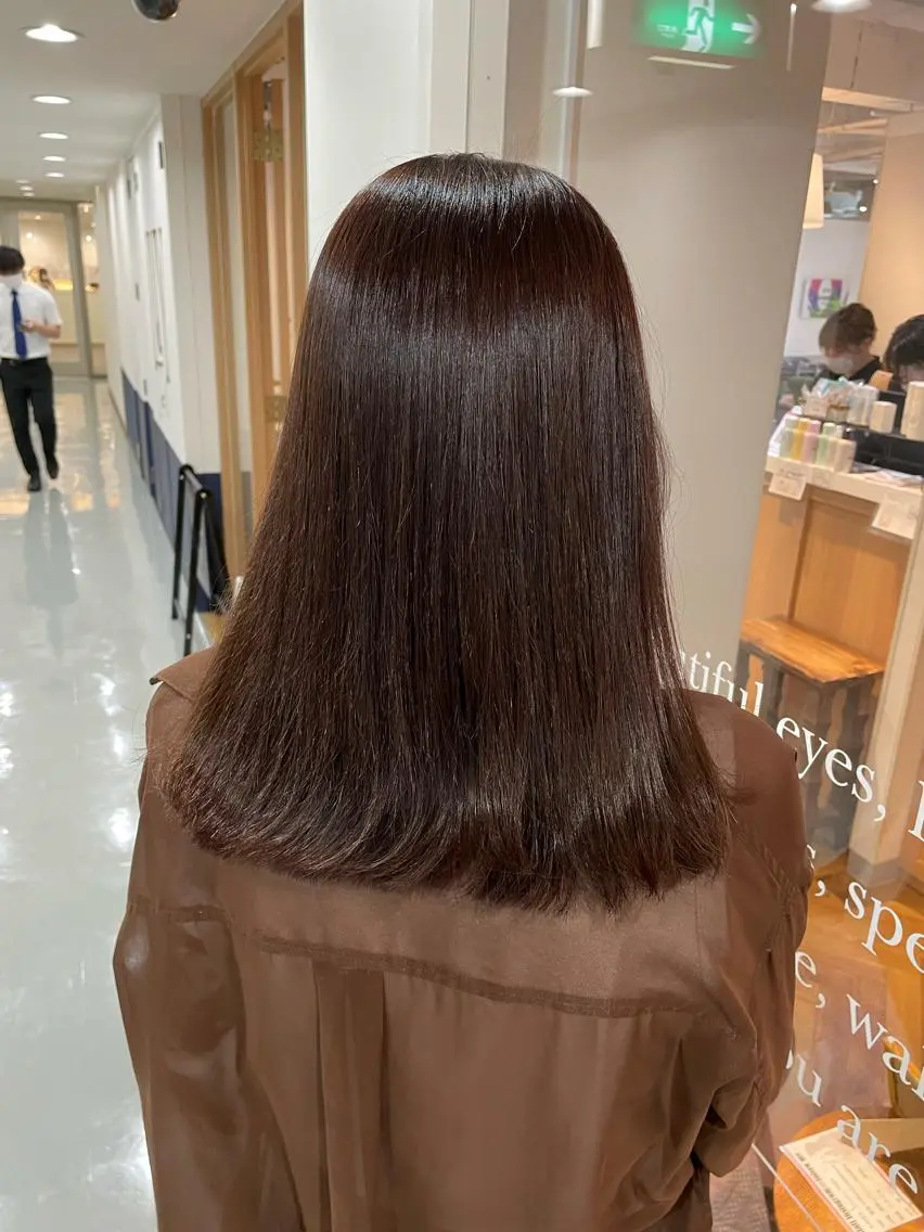 ミディアム カラー カット ヘアカラー トリートメント 過去一の柔髪ヘア 🌿einshairのヘアスタイル