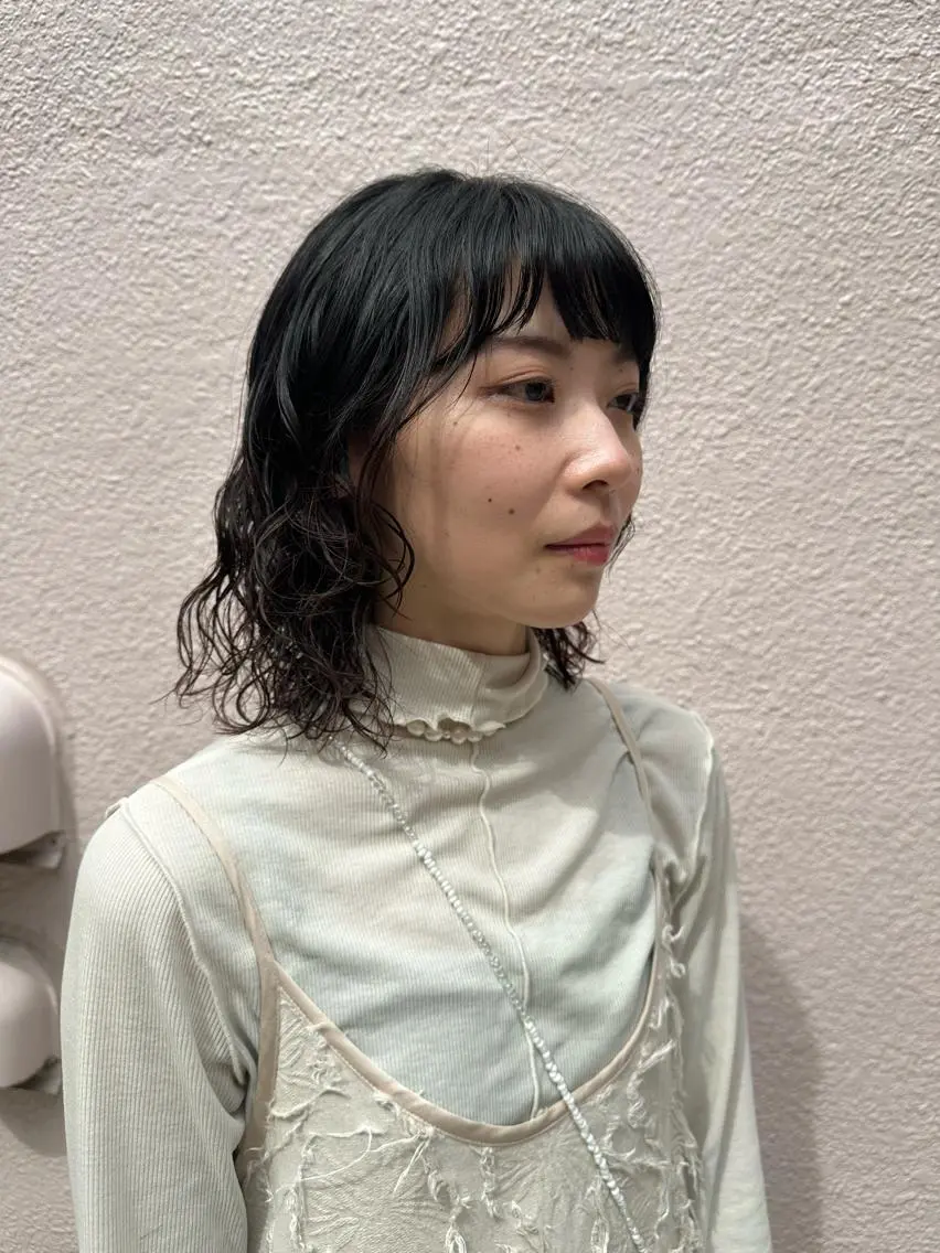 ミディアム ミディアムパーマ ボブ ハイライト 姫カット おくれ毛 ✂︎岡根 京花✂︎のヘアスタイル