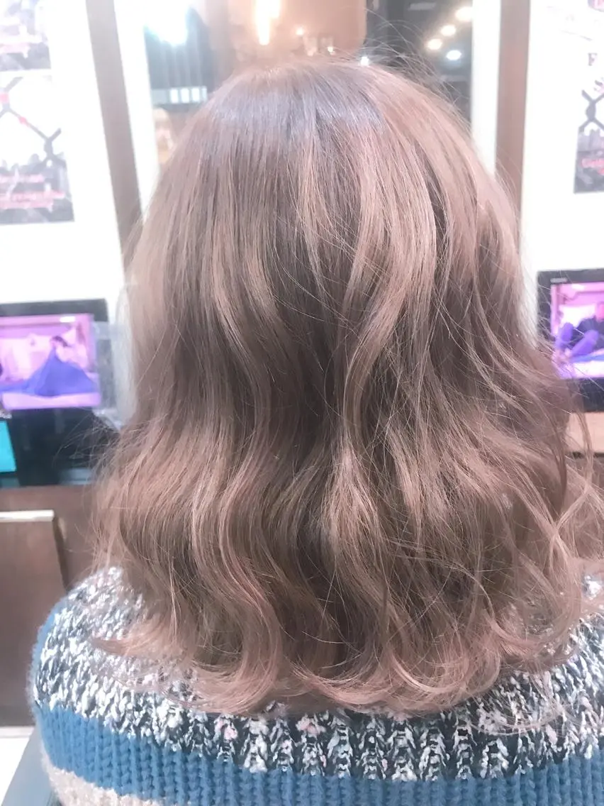 ミディアム カラー ヘアアレンジ 透明感韓国ヘア♡ みつきのヘアスタイル