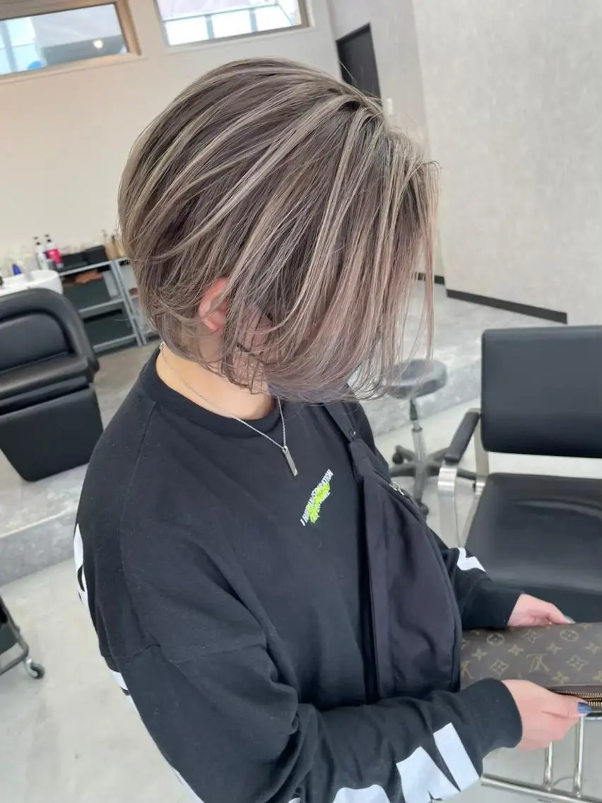 セミロング カラー ヘアアレンジ パーマ ネイル マツエク・マツパ アイブロウ ショートボブ セミロングパーマ バレイヤージュ ブリーチ ケアブリーチ カラー特化サロン大阪 ルービック江坂/新城のヘアスタイル