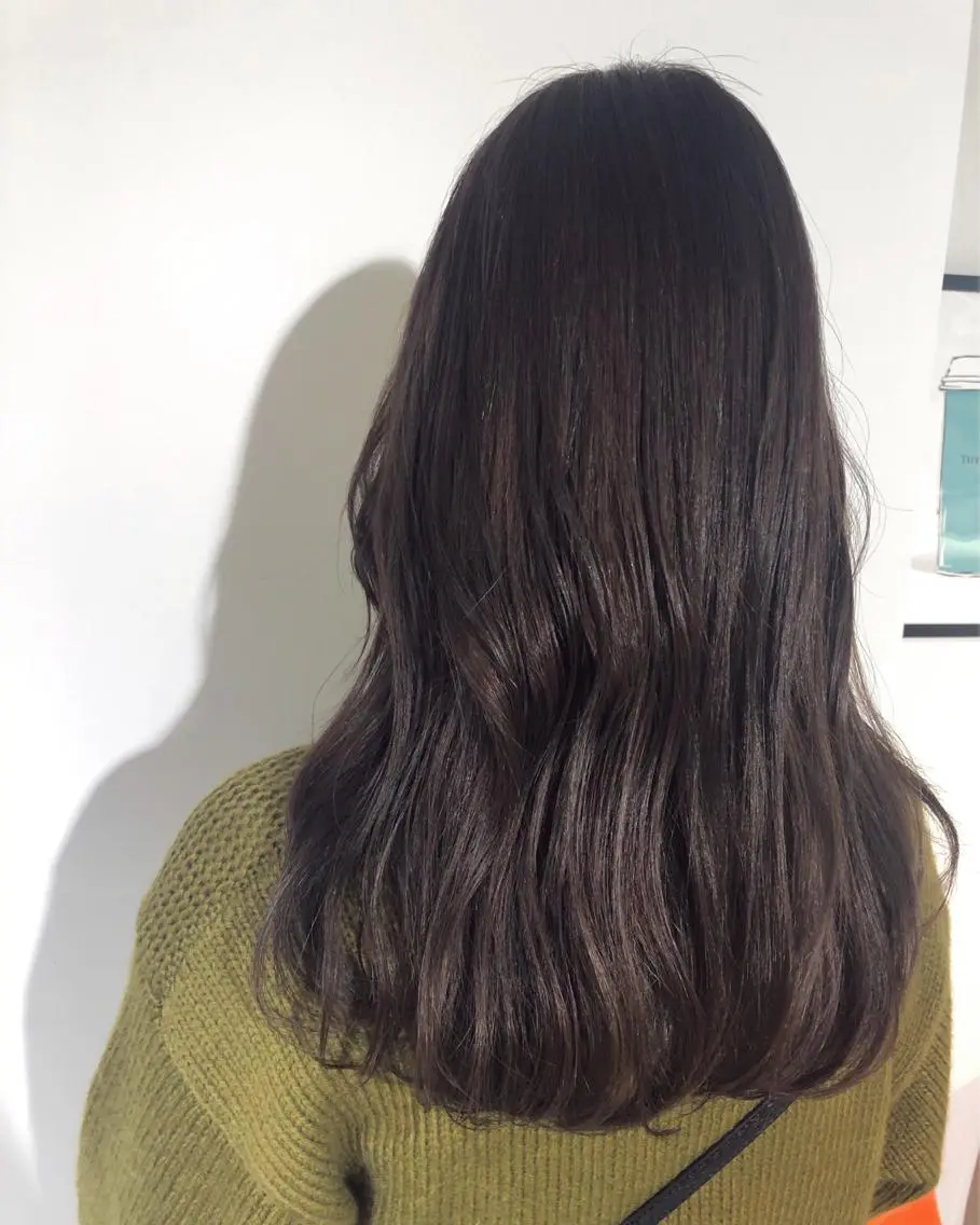 ロング カラー グレージュ ラベンダーカラー ラベンダーグレージュ ラベンダーグレー ヘアカラー トリートメント 🍊新宿南口🍊 ERINAのヘアスタイル