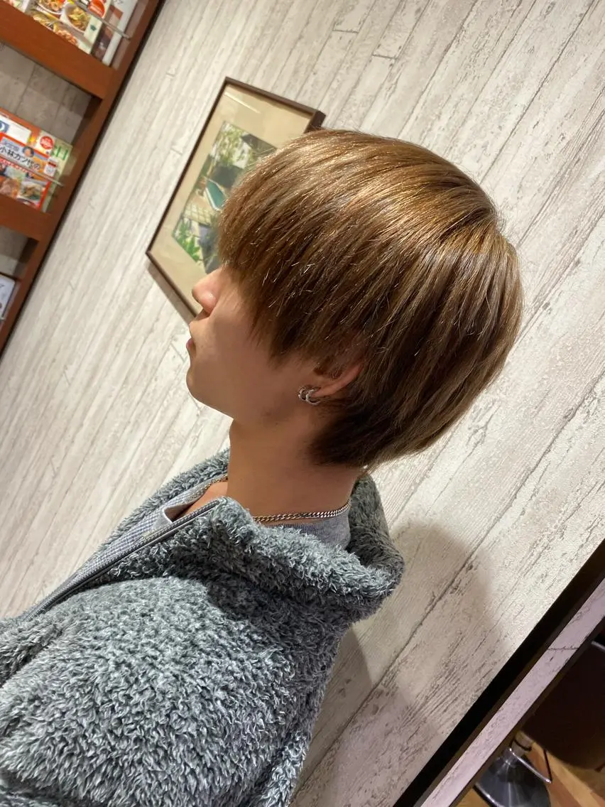 カラー メンズ メンズブリーチ メンズハイライト ブリーチ ハイライトカラー 🦋店長🦋 ほんさわ みずきのヘアスタイル