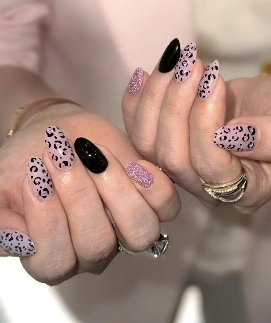ネイル ハンドネイル ハンドケア 🍑 momo_nailのネイルデザイン