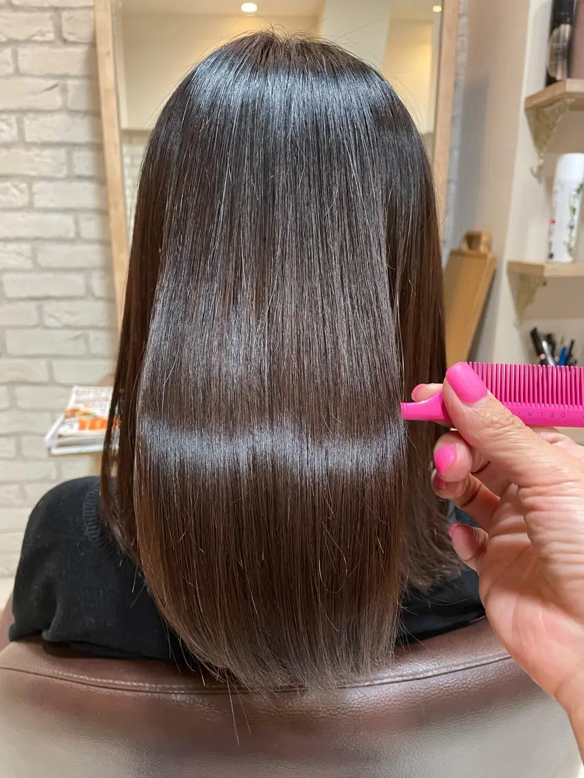 セミロング 髪質改善 清水 有実子のヘアスタイル
