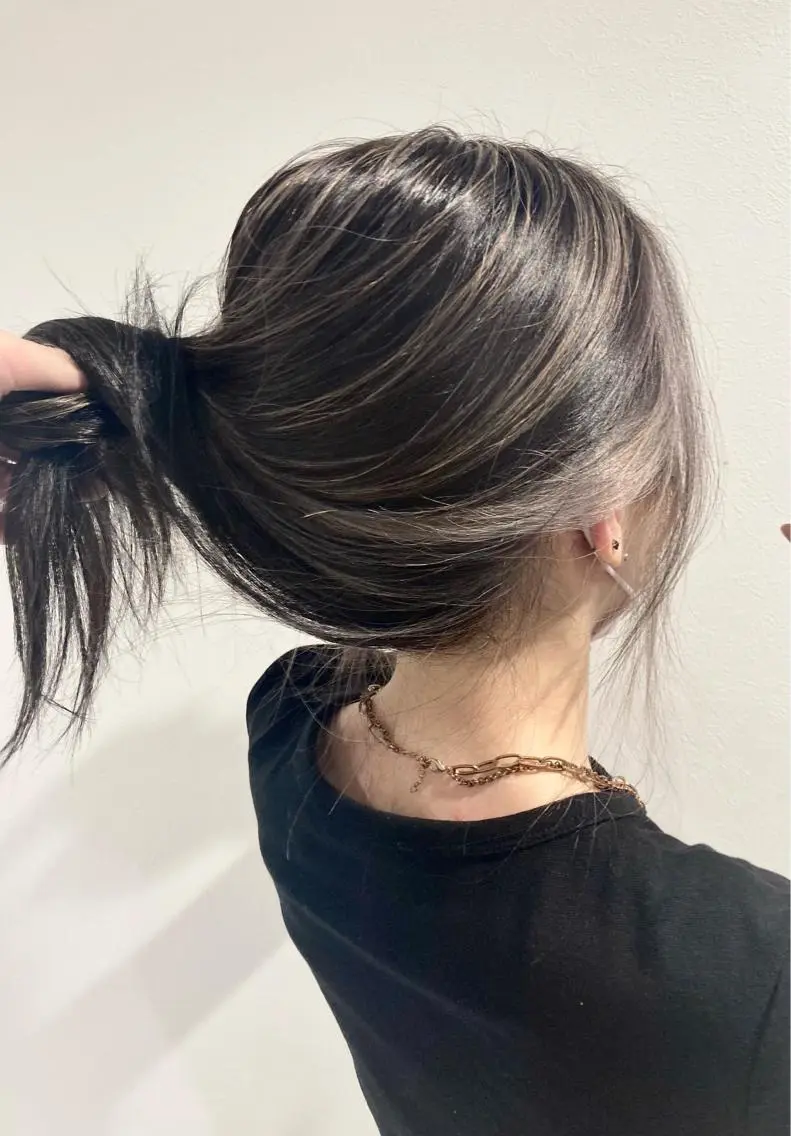 セミロング カラー ダブルカラー ハイライトカラー インナーカラー ハイライト カット ヘアカラー 🫧高鹿汰一髪質改善 /白髪ぼかし🫧のヘアスタイル