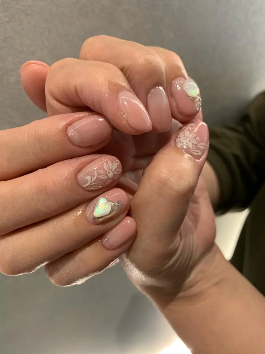 ネイル Natsuko 🪼のネイルデザイン