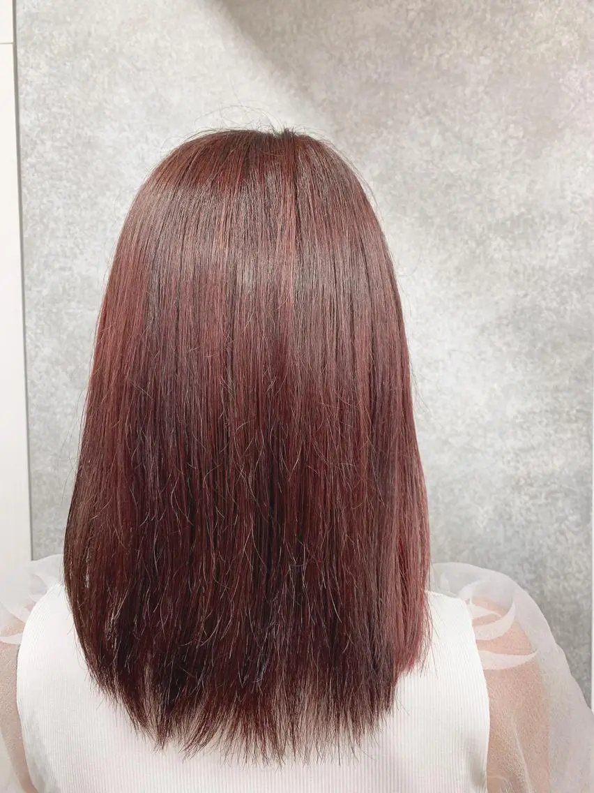セミロング カラー ブリーチ 🫧 みゆ🫧のヘアスタイル