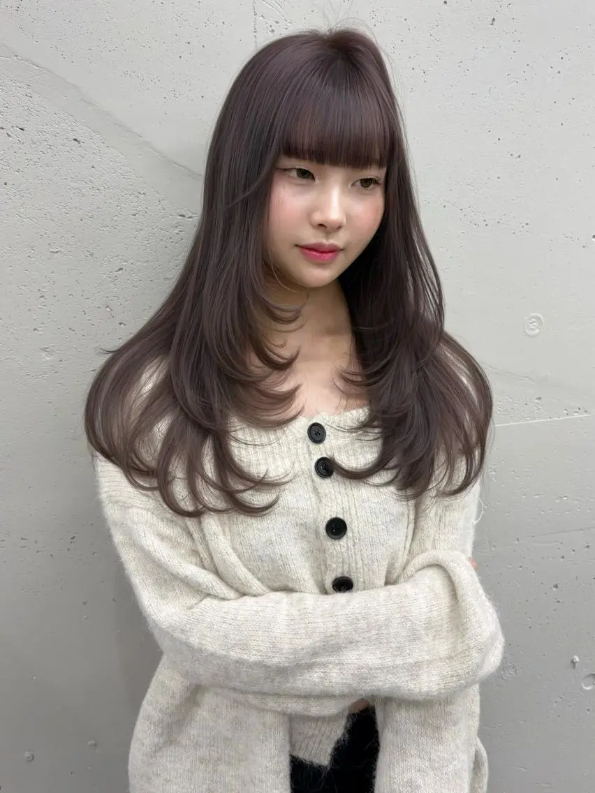 カラー ロング 透明感カラー グレージュ ラベンダーカラー ラベンダーグレージュ ラベンダーグレー ヘアカラー トリートメント ♡韓国ヘア♡ ブリーチ✨ハイトーンのヘアスタイル
