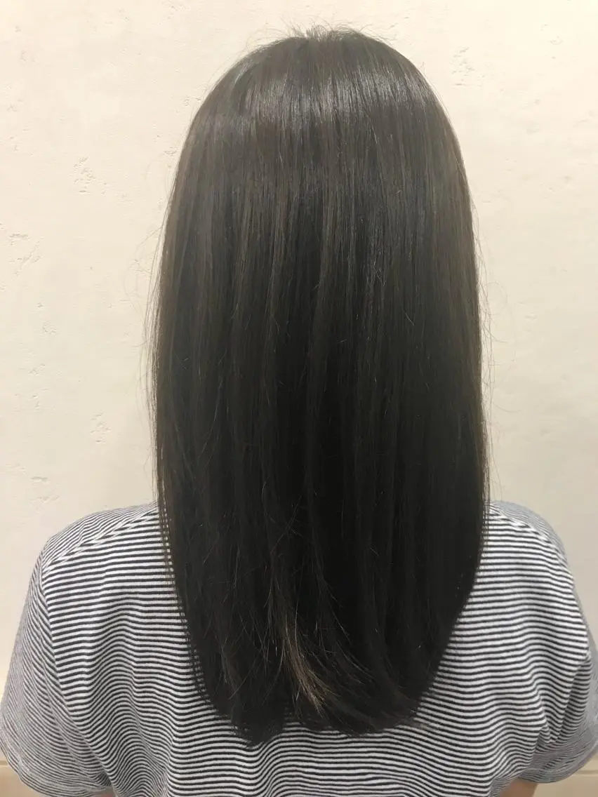 セミロング カラー ブリーチ 透明感カラー ブリーチなしカラー 【店長】 草間大輔のヘアスタイル
