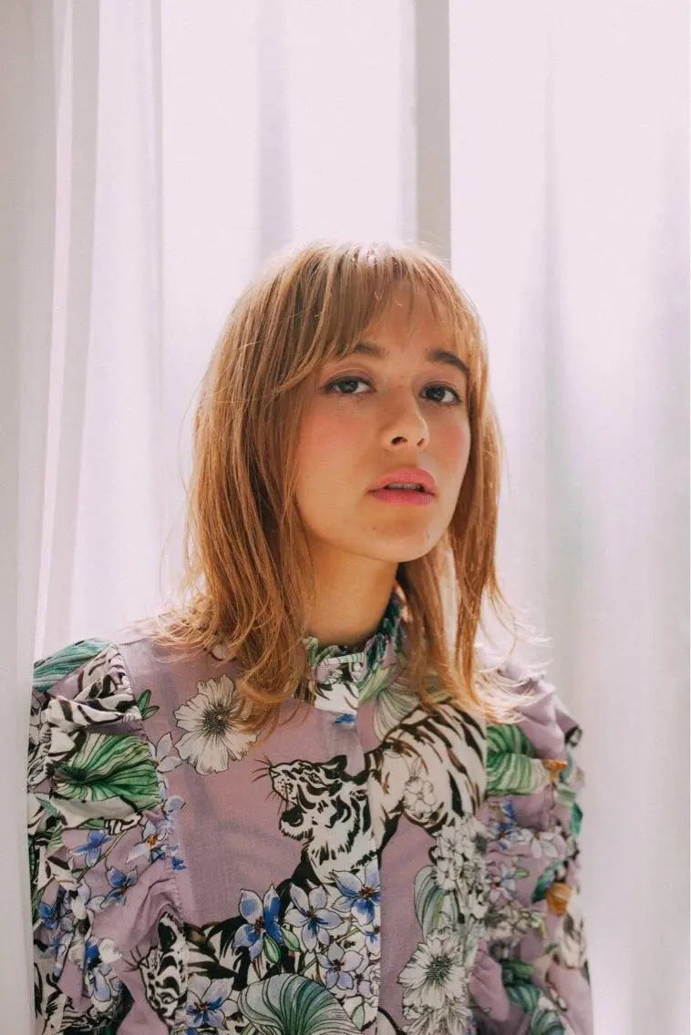 ミディアム シールエクステ ミディアムパーマ エクステ ハイライト 縮毛矯正 荒木 ユウのヘアスタイル