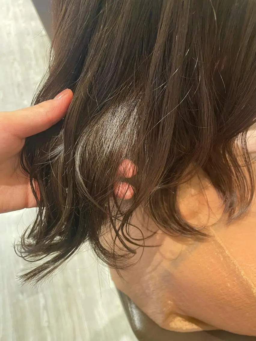 ミディアム カラー トリートメント 千野 優由のヘアスタイル