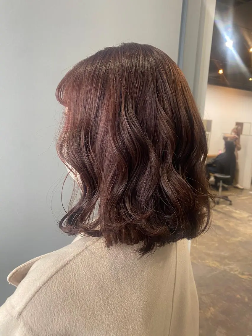 ミディアム カラー MIYU透明感カラー ブリーチなしWカラーのヘアスタイル