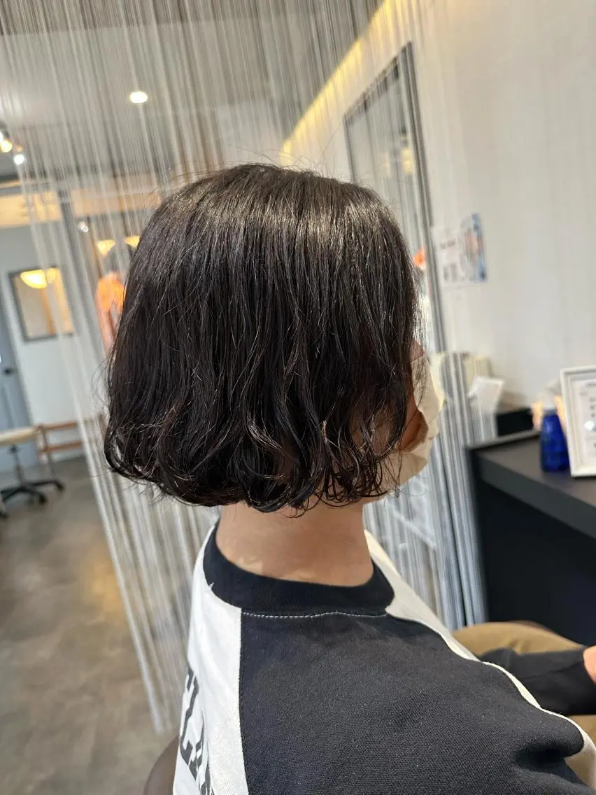 ミディアム カット パーマ トリートメント 若泉 真梨のヘアスタイル