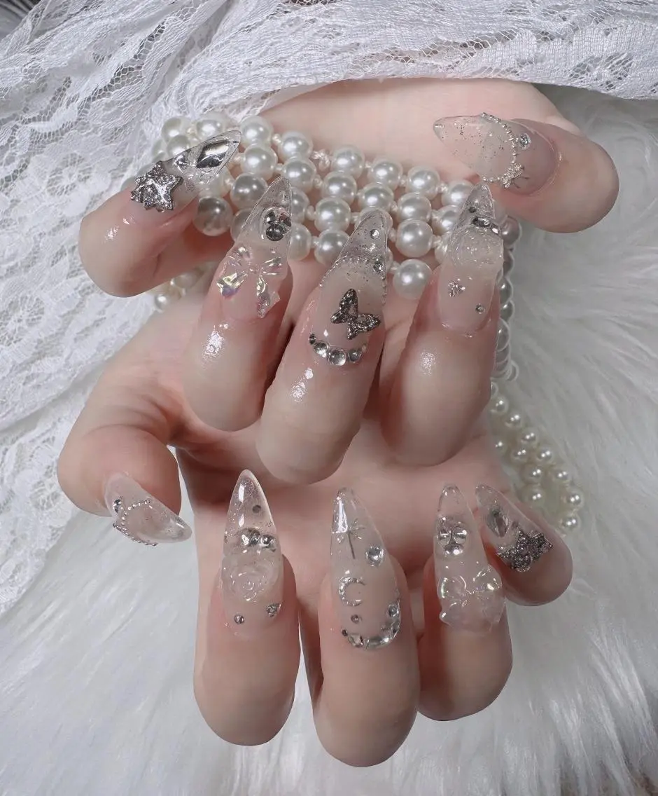 ネイル オーロラネイル フレンチネイル ジェルネイル ハロウィン キラキラネイル ハンドネイル H.baby Nail Salonのネイルデザイン