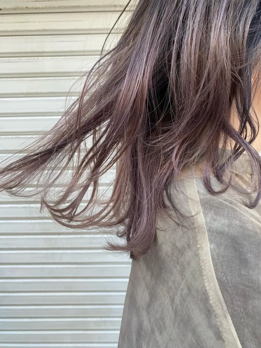 ミディアム カラー ブリーチカラーが人気 onnuのヘアスタイル