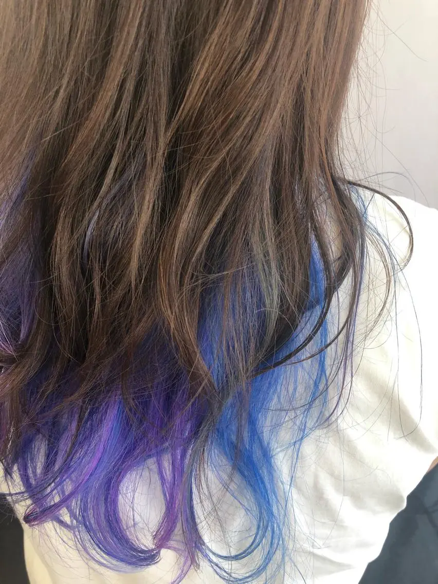 ロング カラー ブルーカラー インナーカラー ピンクカラー バイオレットカラー Kaede .のヘアスタイル